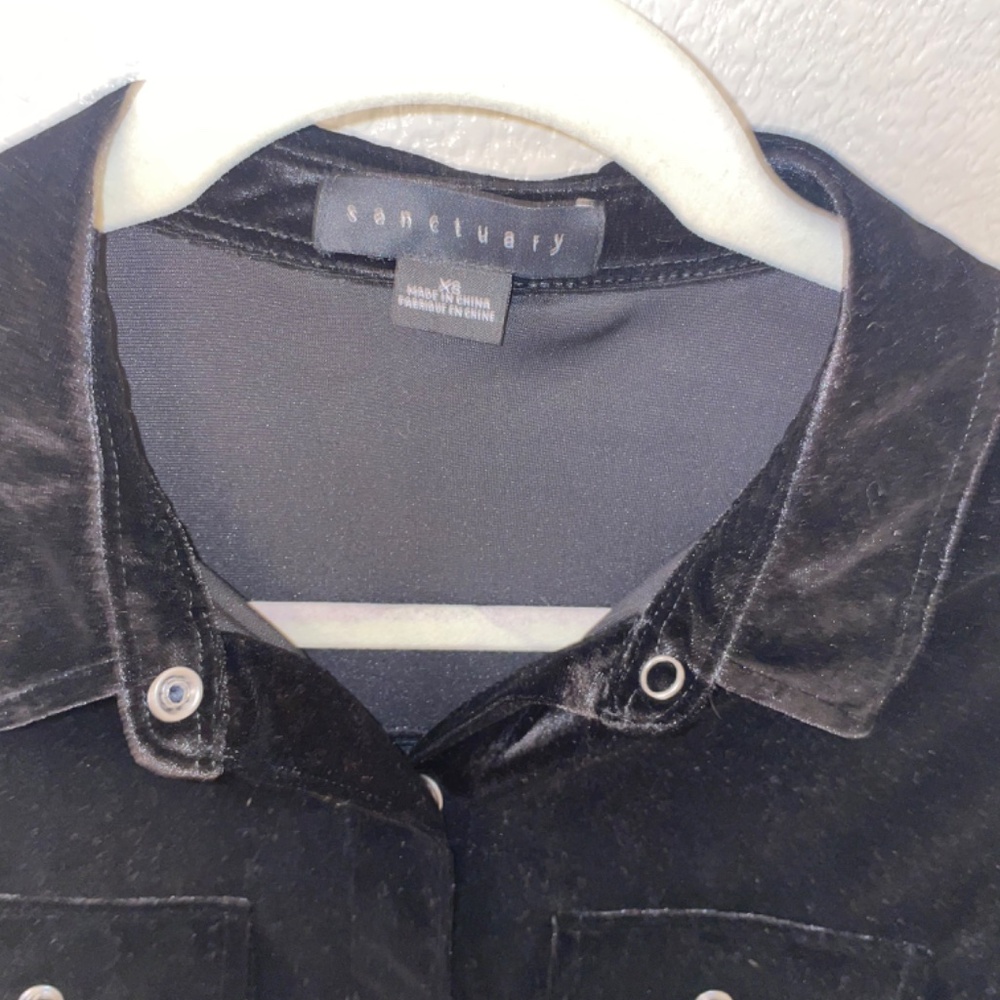 SANCTUARY Black Velvet Snap Button Long Sleeve Collar Top Size XS - Picture 7 of 8
